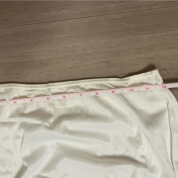 Vintage Satin Slip - Picture 6 of 6